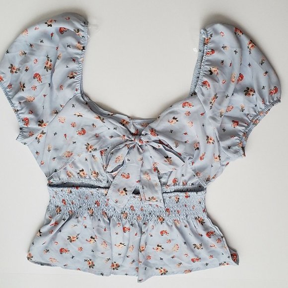 NO COMMENT Ruffle Tie Back Peplum Blouse - Picture 4 of 6